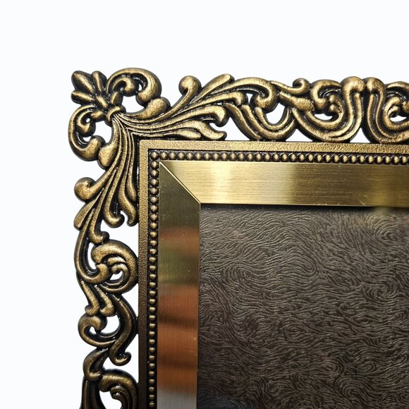 Brass "Forever Friends" Tabletop Photo Frame Ornate Scroll Border Heavy - Picture 3 of 11